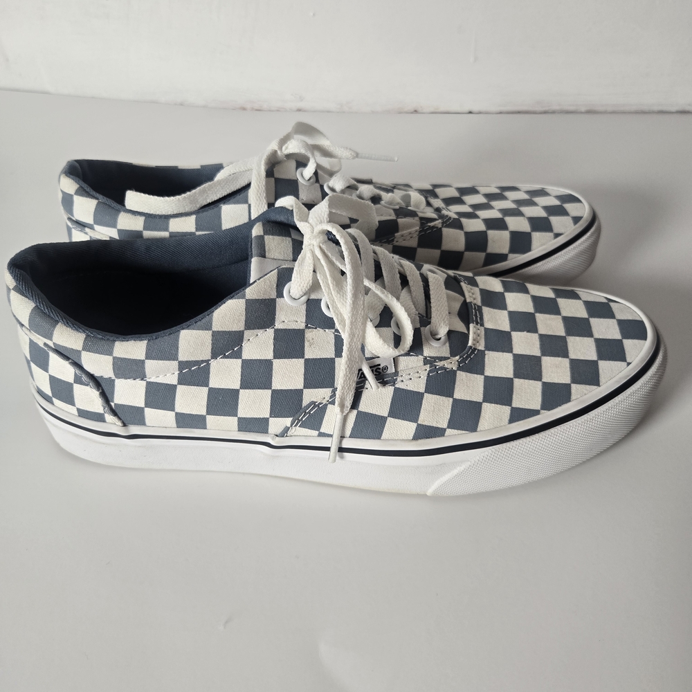 Vans Woman's Checkered Sneakers - Black and White